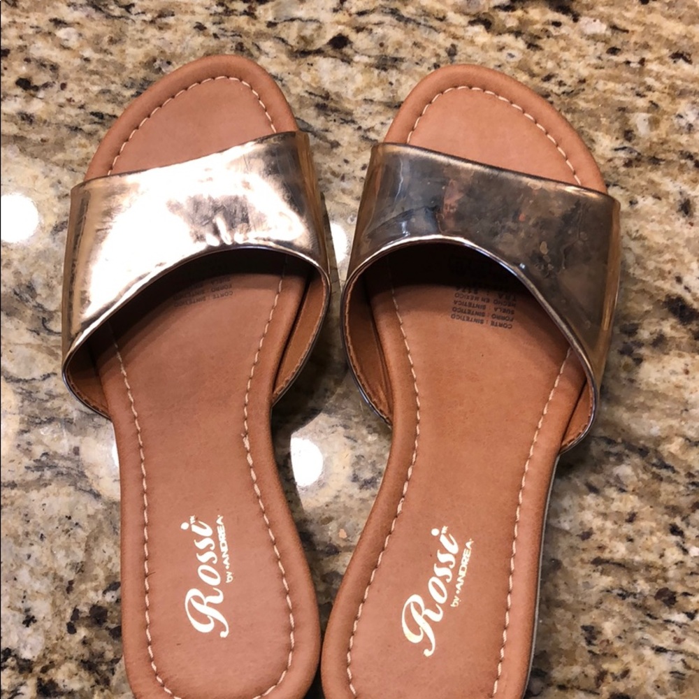 Gold Rosie sandals size 7